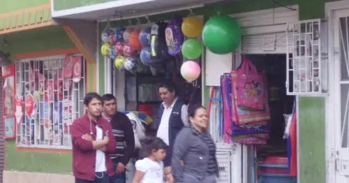 CACHARRERIA CALLE 23B CACHARRERIA CALLE 23B